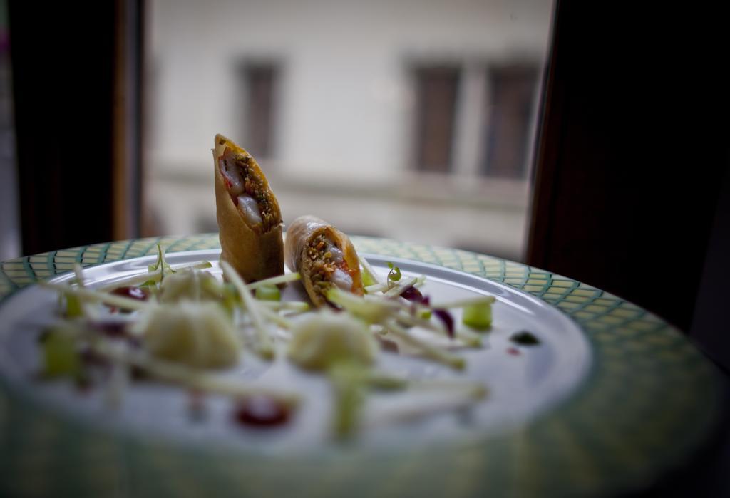 Du Raisin Hotel Cully
